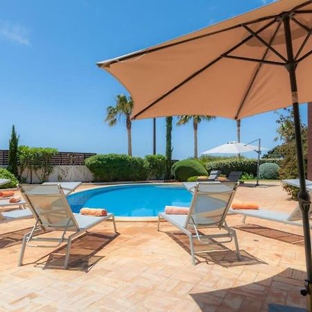 Villa Prado - Beautiful Beachfront Villa Albufeira Exterior foto