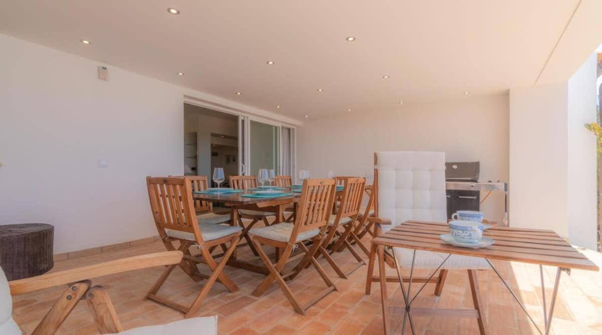 Villa Prado - Beautiful Beachfront Villa Albufeira Exterior foto